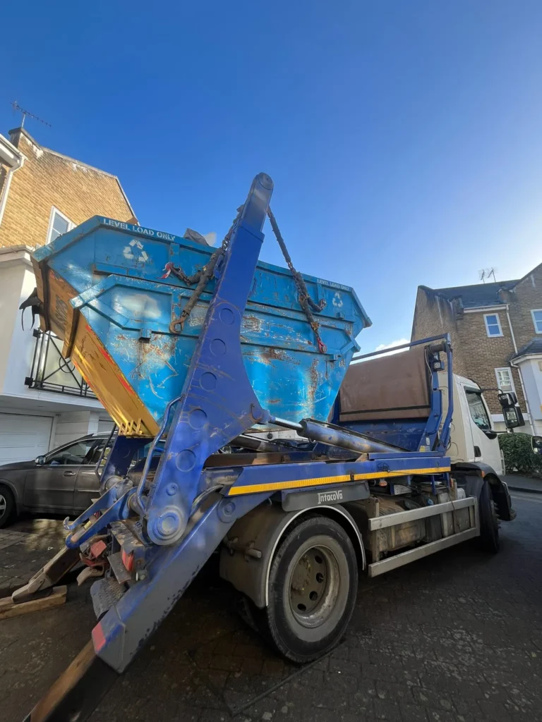 📍 Skip Hire & Collection – Berridge Mews, West Hampstead (NW6)
