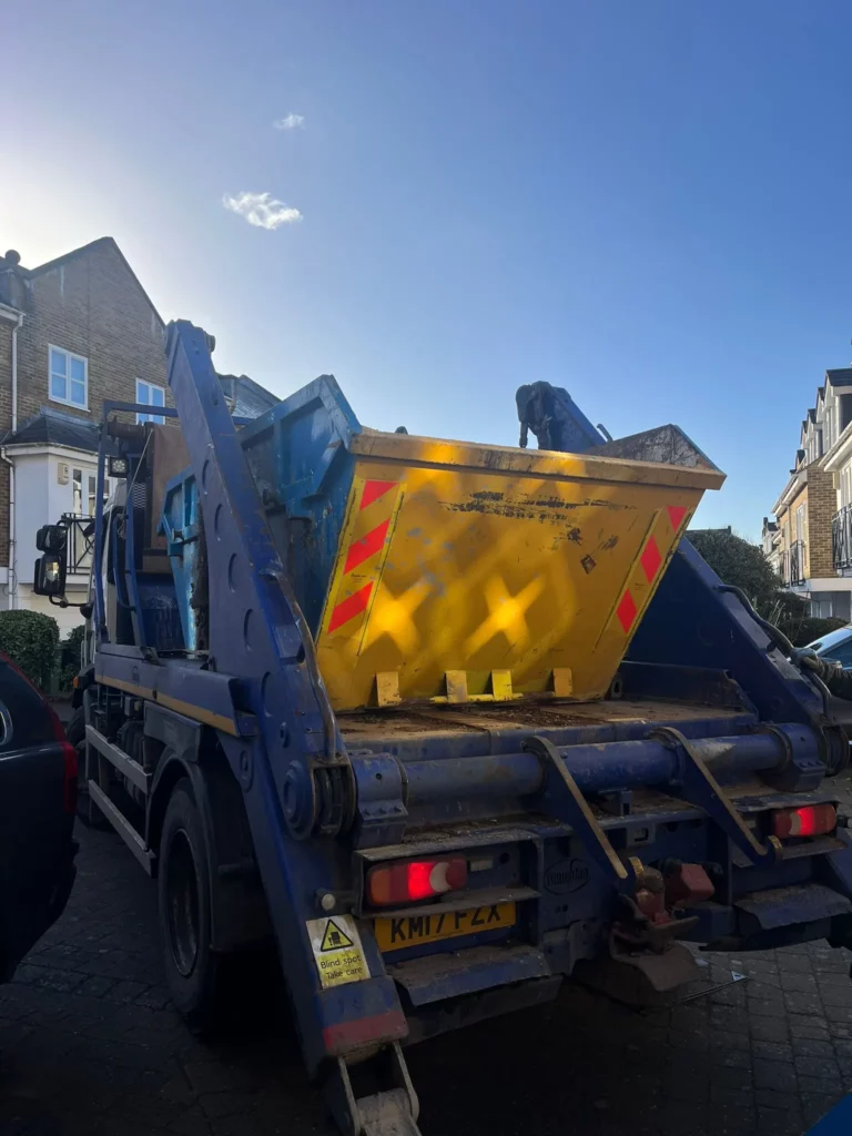 📍 Skip Hire & Collection – Berridge Mews, West Hampstead (NW6)