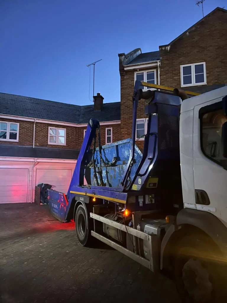 📍Skip Hire & Collection – Sipson Road, Hayes (UB7)